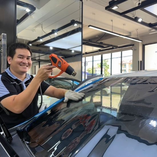 ฟิล์มกรองแสงรถยนต์กันร้อนสูง เชียงใหม่  - รับติดตั้งฟิล์มรถยนต์และอาคาร เชียงใหม่ ฟิล์มกรองแสงรถยนต์กันร้อนสูง เชียงใหม่  - รับติดตั้งฟิล์มรถยนต์และอาคาร เชียงใหม่